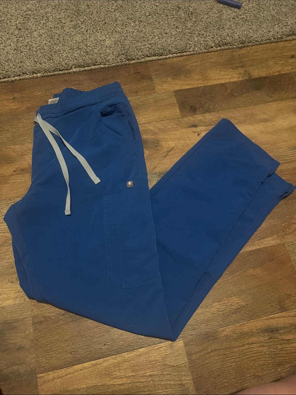 Women’s small figs straight bottoms